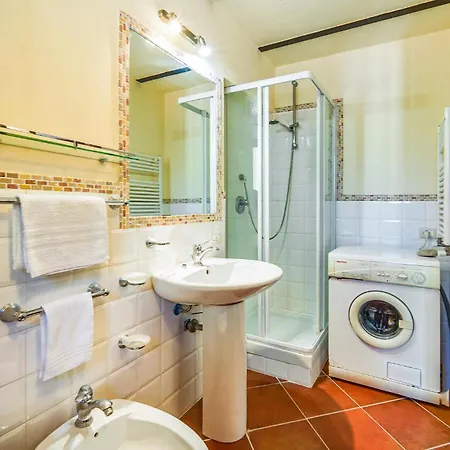 In Collesano Pa * Lascari