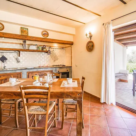 In Collesano Pa Apartment Lascari