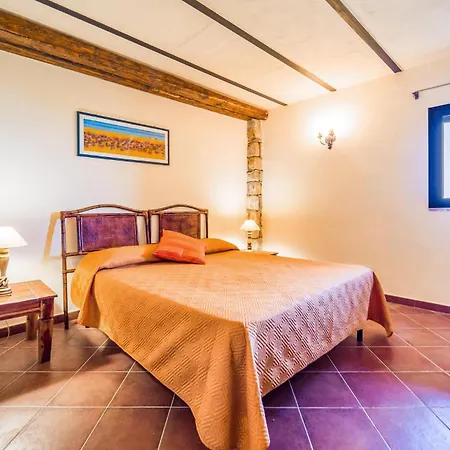 Apartment In Collesano Pa Lascari