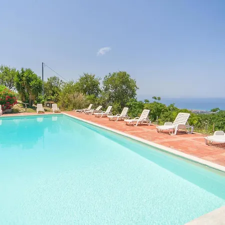 In Collesano Pa Apartment