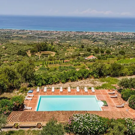 In Collesano Pa Apartment *